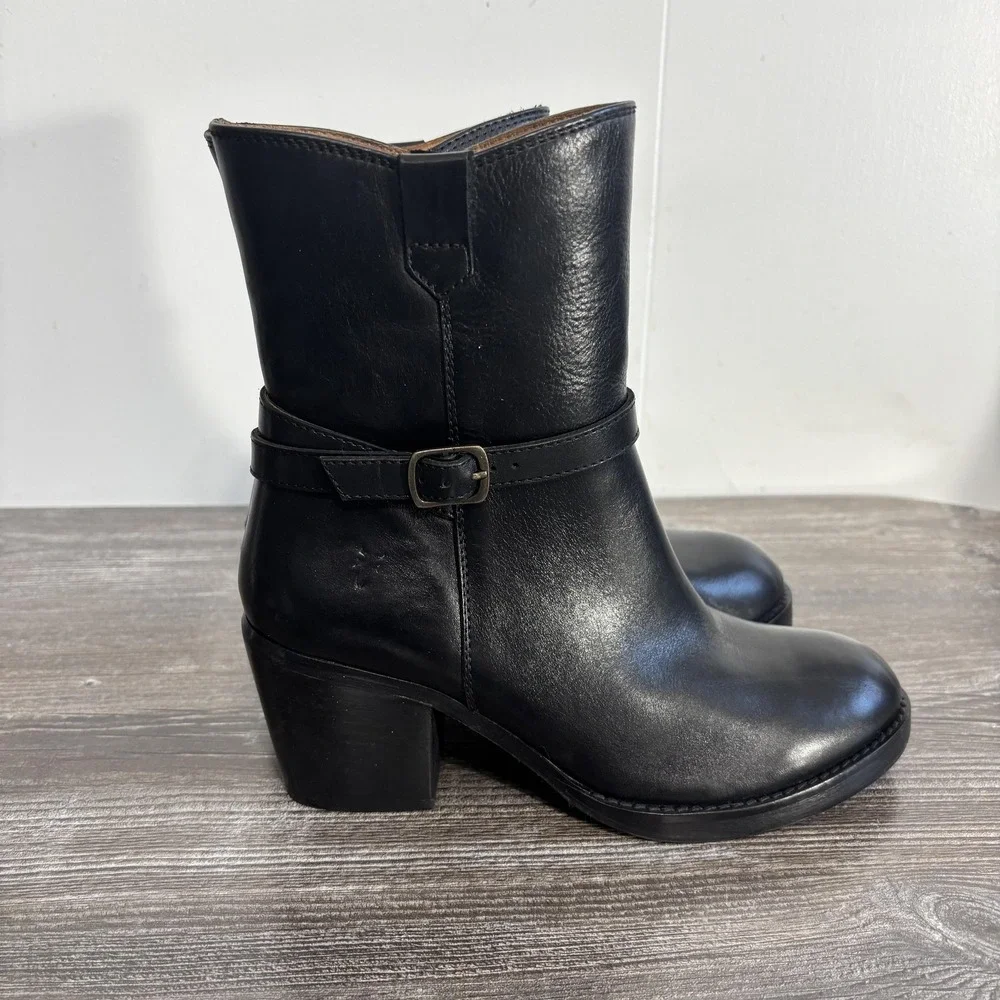 Frye lily boots